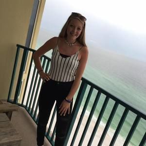 Meet your Posher, Maci